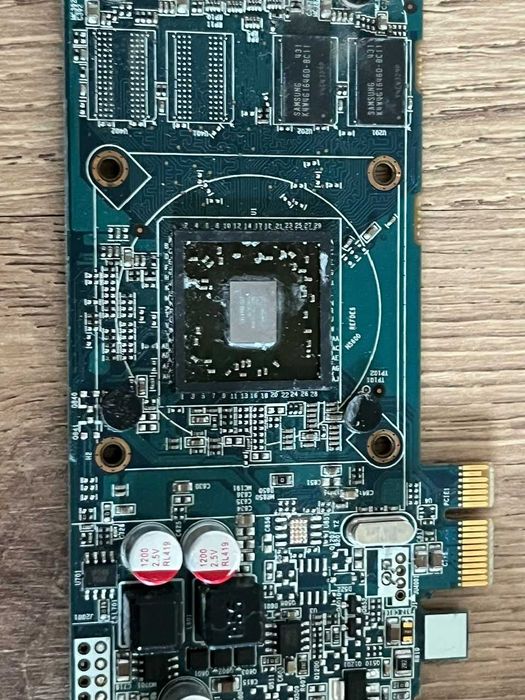 AMD Radeon R5 235 1GB DDR3