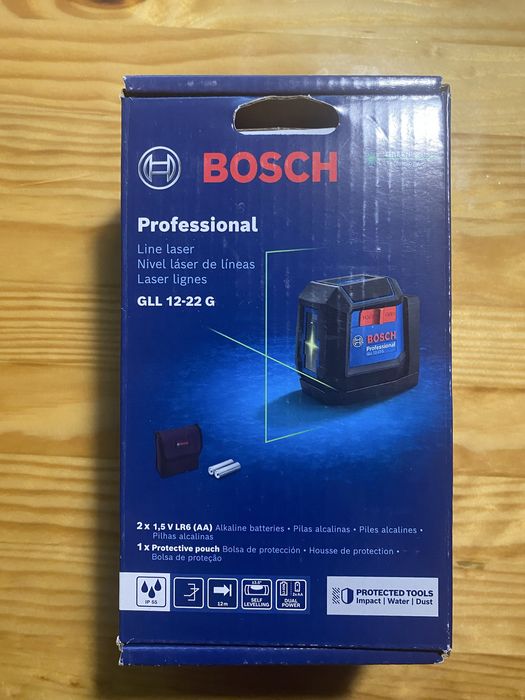 Лазерний рівень Bosch GLL 12-22G + приймач LR6 + тринога
