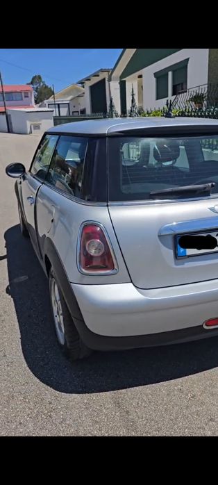 Mini Cooper 2009520289666834124803