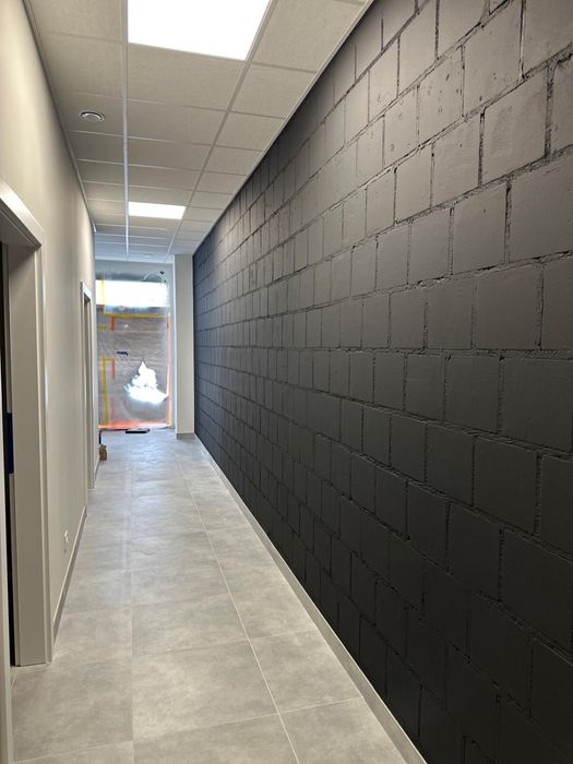 Malowanie mieszkań, tapetowanie, sztukateria