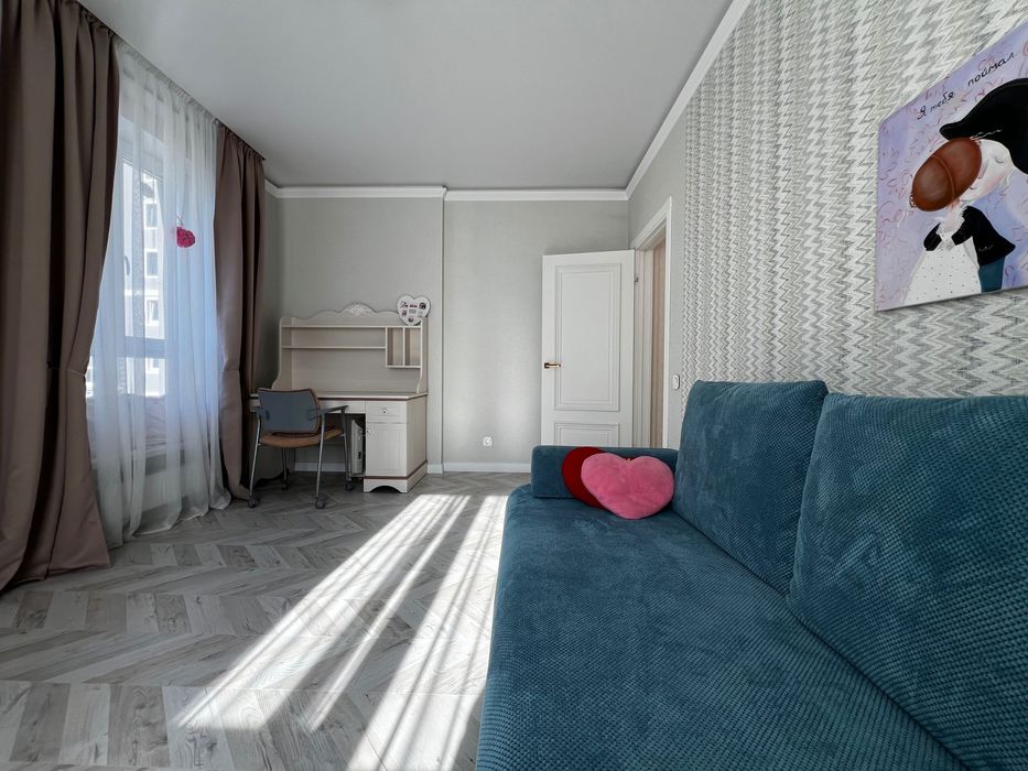 ЖК «Гранд бурже», 2 КІМ квартира 65 м2 з дизайнерським ремонтом.