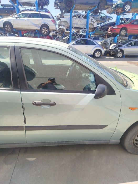 Guarda-lamas direito FORD Focus I (DAW, DBW)