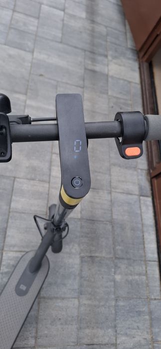 Hulajnoga  elektryczna  Xiaomi mi pro 2