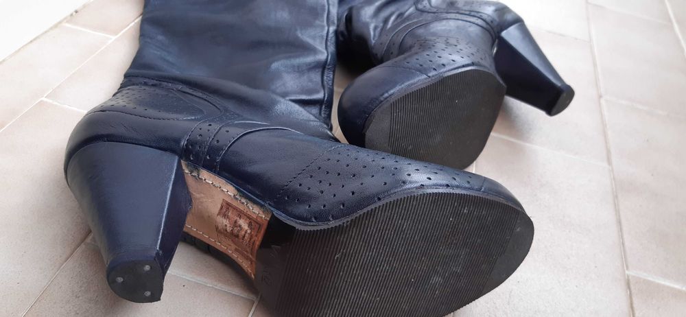 Botas em pele, marca Diesel