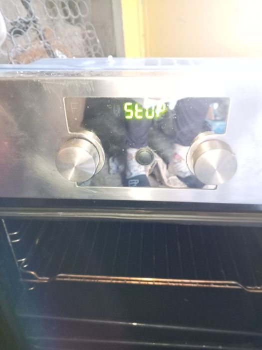 Продам встраиваемая духовка электрическая