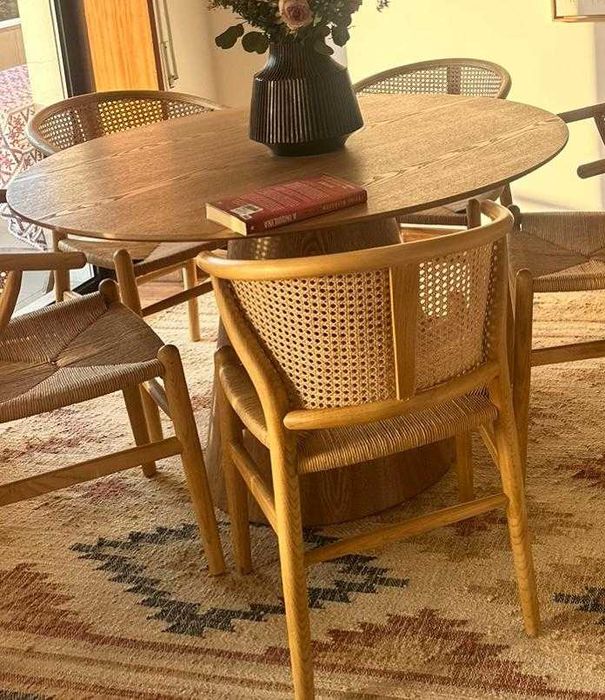 MESA JANTAR REDONDA 120cm (até 6 pessoas) - POUCO USO - COMO NOVA