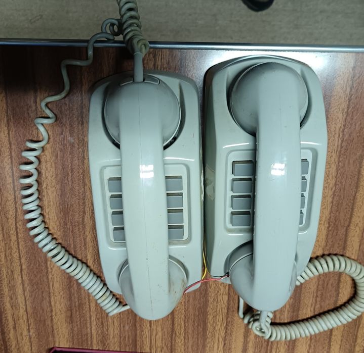 2 telefones /intercomunicadores vintage