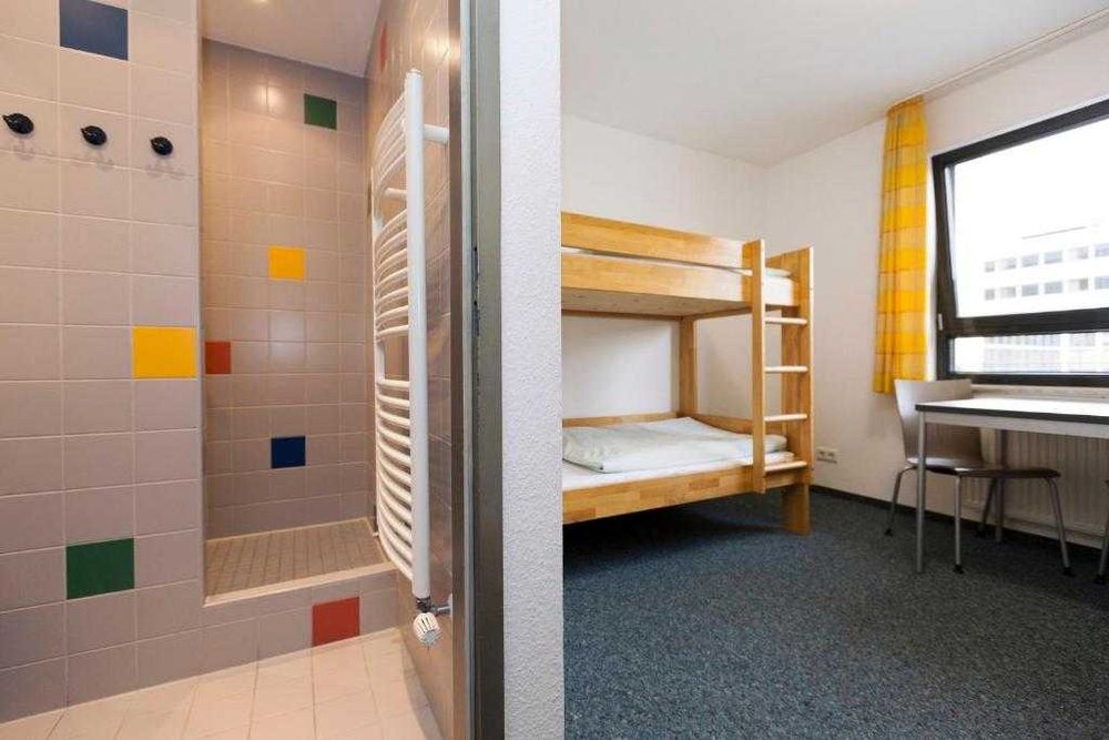 Хостел без посередників! Київ, метро Університет Ліжко-місце