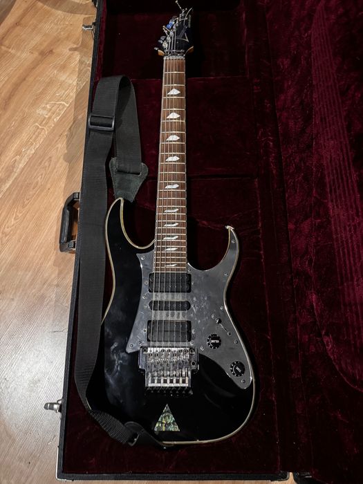 Dla Ciebie wszystko - ibanez universe - w kategorii Gitary