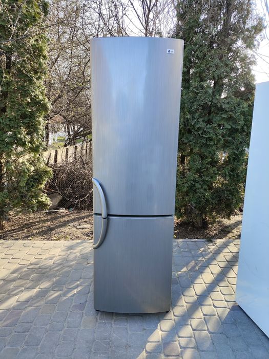 Холодильник LG 2 м висота Но Фрост