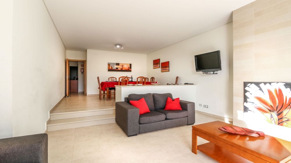 Moradia M4 c/ Piscina p/ Férias. Albufeira-Algarve.