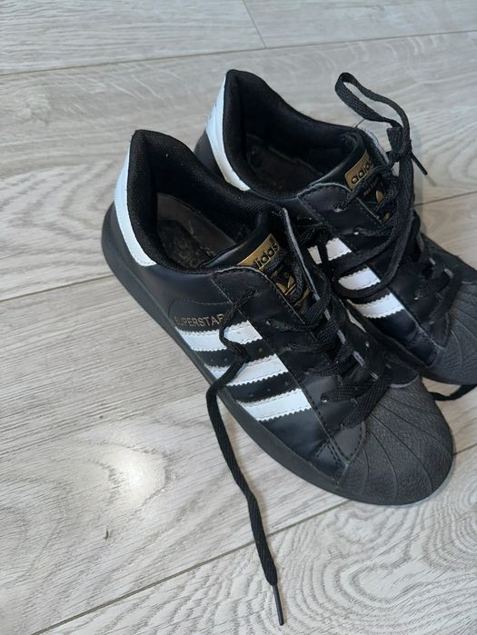 Buty adidas superstar