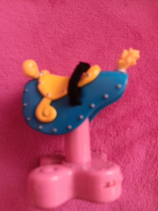 Laleczka Eskimoska i 2. z bajek mini Bratz ooplus bujaczek