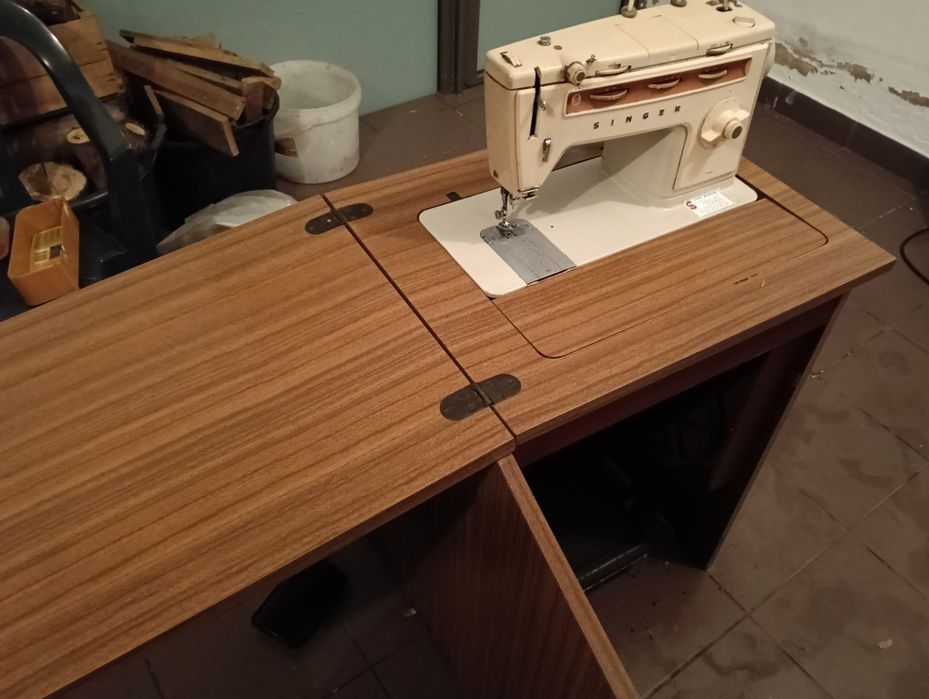 Máquina de costura Singer