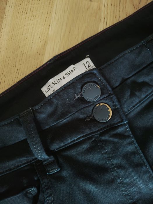 Czarne jeansy regular