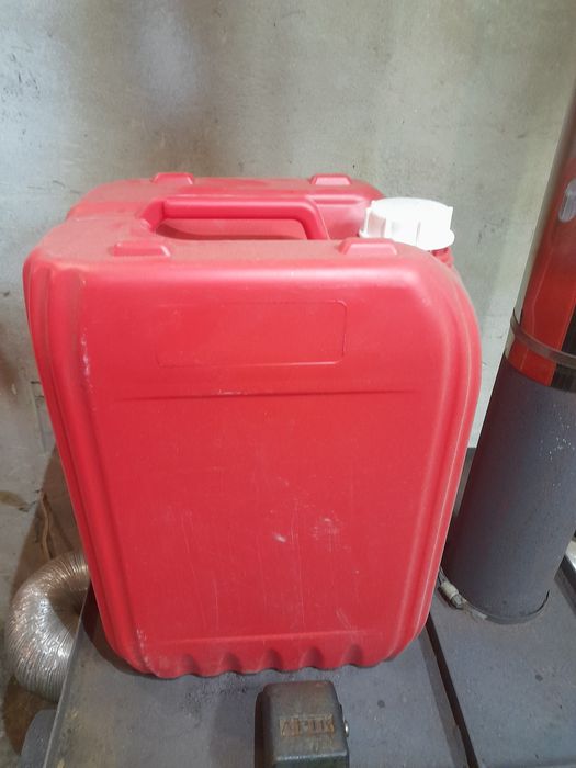 Подам дифузори,трубка вентури,крильчатки,каністри.