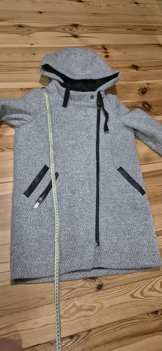 Szary płaszcz zimowy rozmiar S House