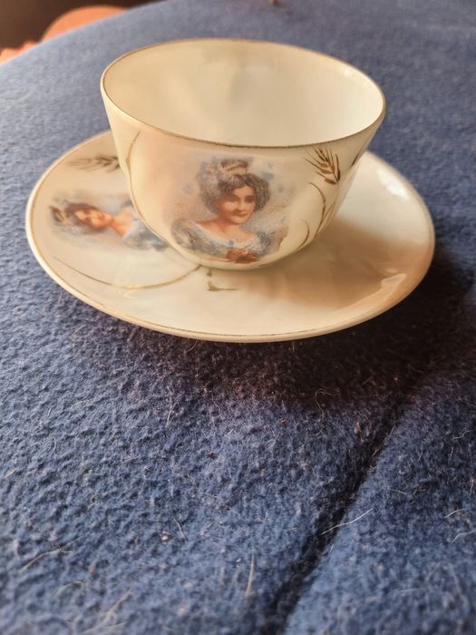 Vista alegre peça centenária para coleccionadores