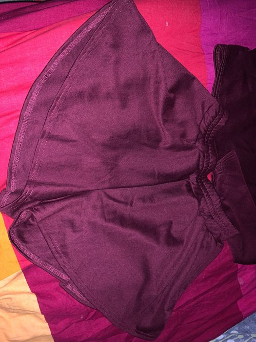 Жіночий костюм