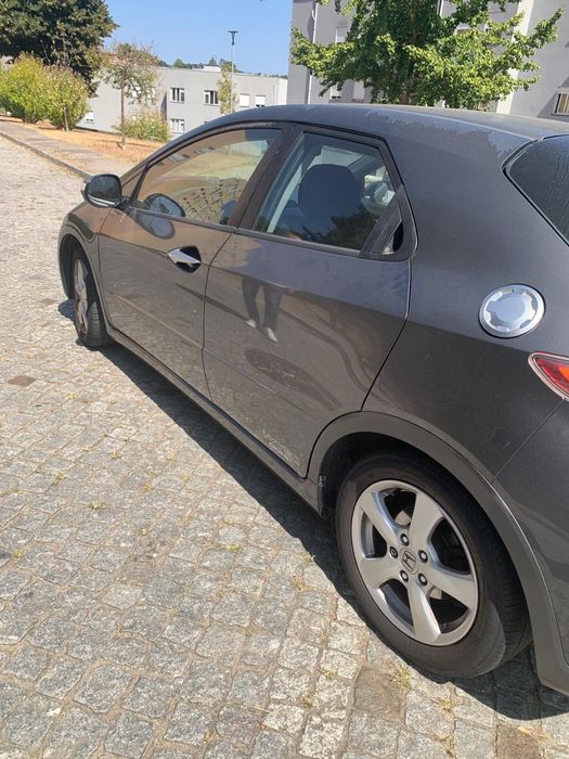 honda civic hatchback 2010
