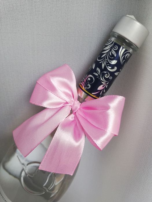 Zawieszki kokardki na alkohol 100szt