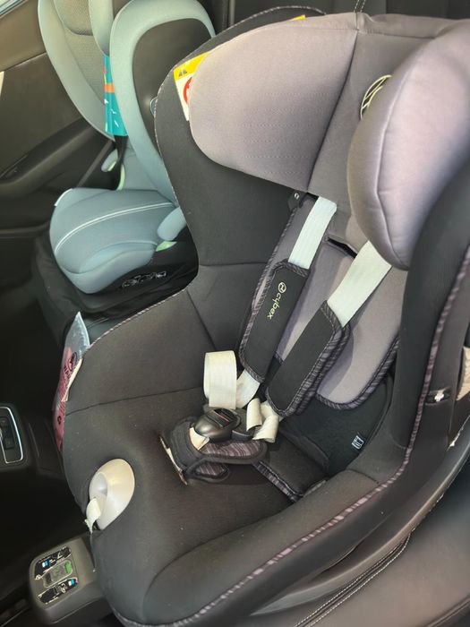 Cadeira Cybex auto giratoria 360 graus dos 15meses aos 15kilos / 105cm
