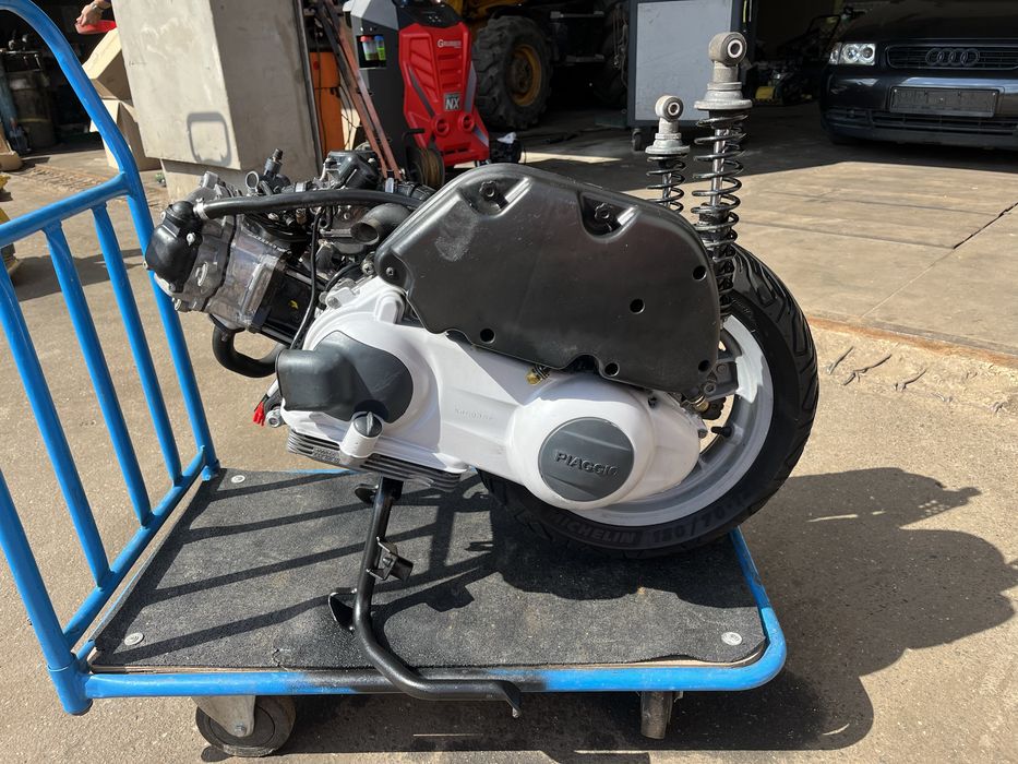 Silnik kompletny Piaggio X8 / X9 / X-Evo | 125 cc | kompletny |