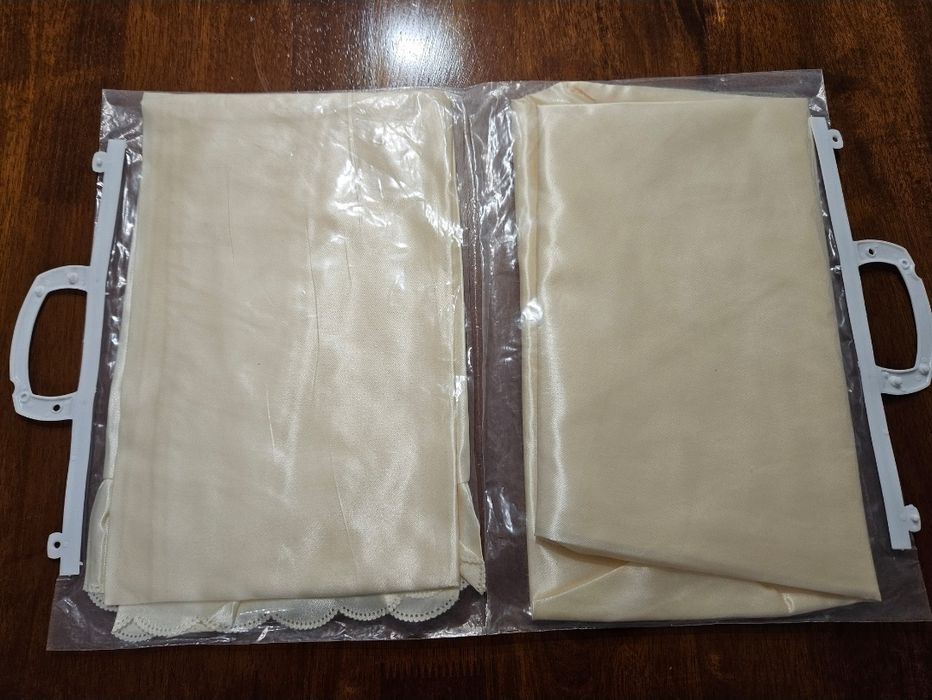 Conjunto toalhas camilha em cetim (bege) novas