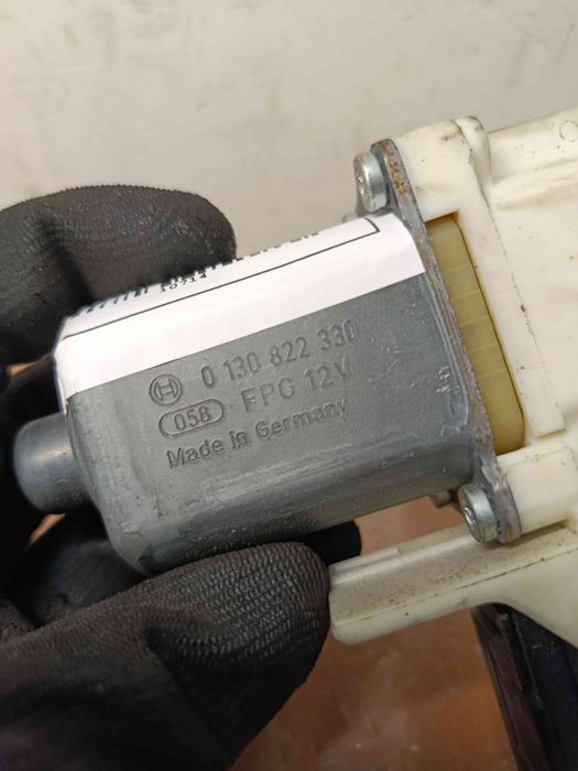 Motor vidro trás esquerdo RENAULT Laguna III (BT0/1)