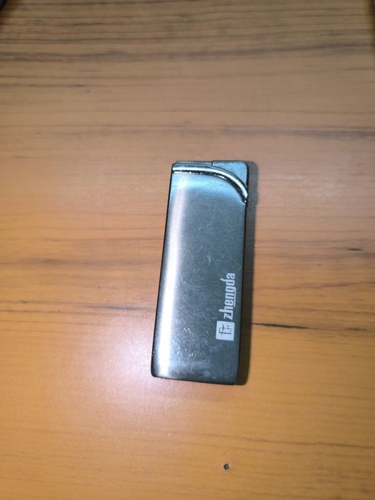 Продам колекцыю зажигалок