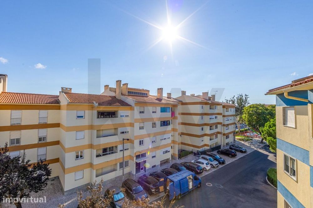 T3 no Bairro da Terplana: 107 m2 com varanda, Arrecadação,para Remodel