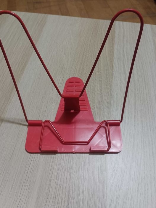Suporte de Livros vermelho