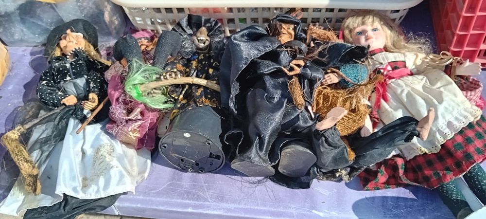 Conjunto de bruxas para despachar