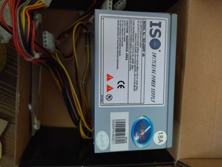 Блок питания,карта памяти компьютера.