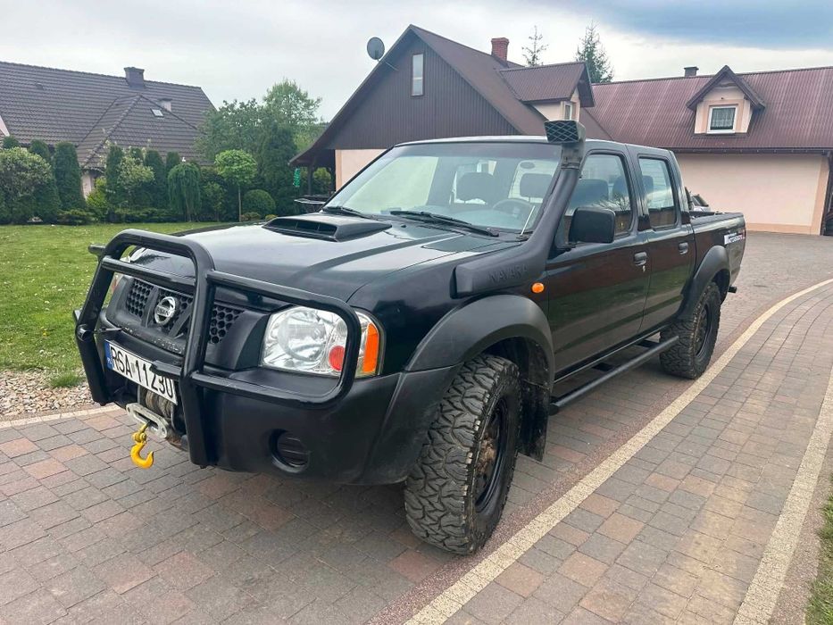 Продам Nissan navara 2.5 4x4