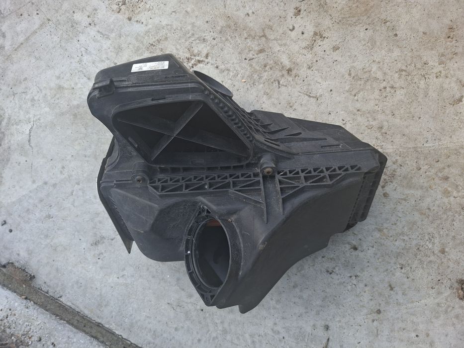 Obudowa filtra powietrza audi a4 b8 a5 1.8tfsi 2.0tfsi