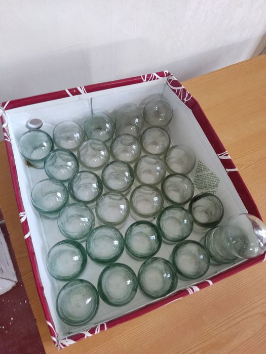 Банки стеклянные медицинские для массажа.