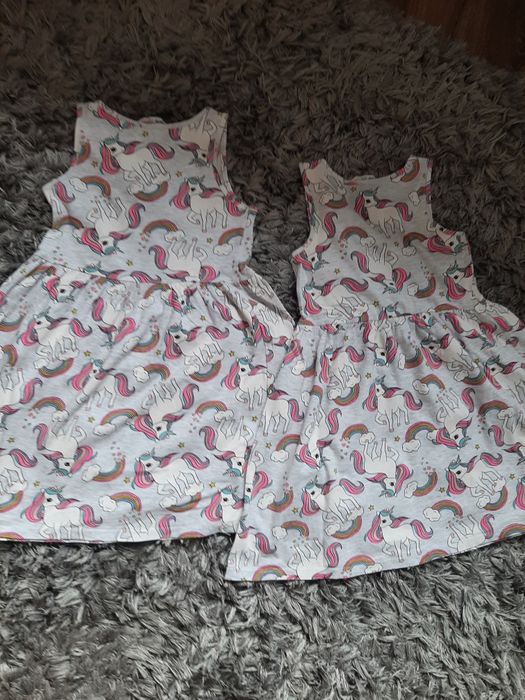 Sukienki H&M 122/128 6-8 lat Bliźniaczki, dla bliźniaczek
