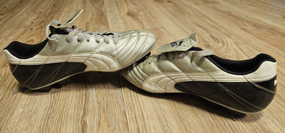 Korki męskie PUMA rozmiar 43 wkładka 28cm używane