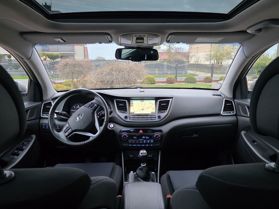 1.7Crdi*116km*Oryginalny Lakier*Ledy*Navi*Panorama*Serwis*Lakier Perła