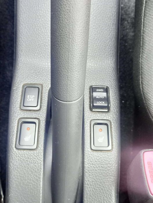 Suzuki  SX-4 lift 1.6 Benz 120 ps 4*4 bardzo ładny kamera navi z  Niemiec