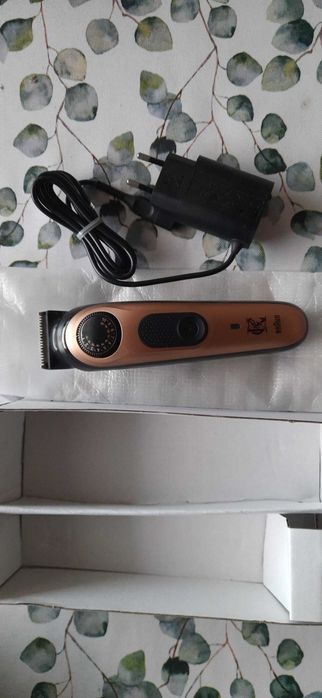 Maszynka Braun plus maszynka Gillette