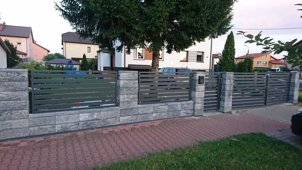 Ogrodzenie pionowe panel ogrodzeniowy panele ogrodzeniowe