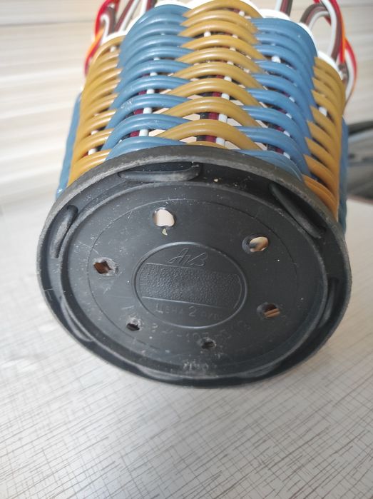 Кошик-смітник різнокольоровий часів СССР