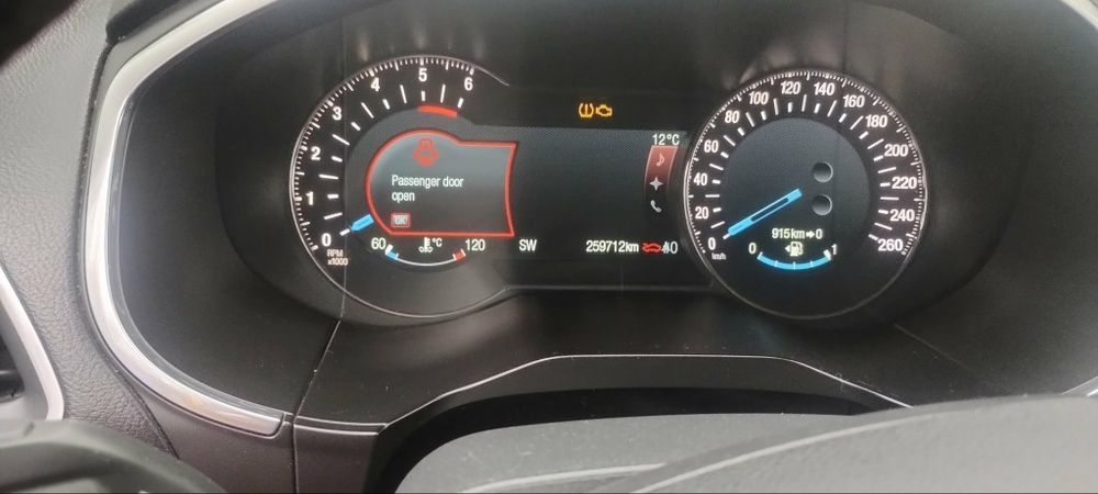 Ford Galaxy Titanium