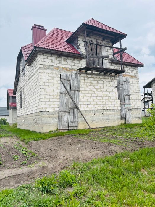Продаж будинку в місті Березне