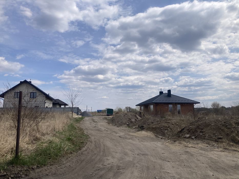 Продаж земельної ділянки під будівництво с. Підрясне (Львів)