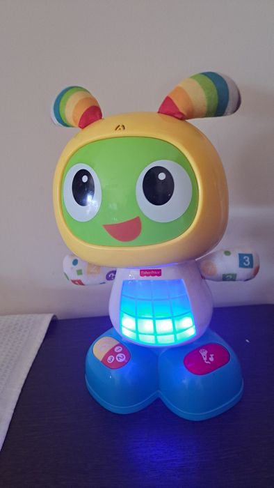 Beatbot Dançarino/ roubot canta e dança