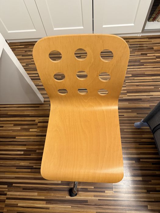 MALM Biurko + krzesło ikea z wysuwanym panelem, biały, 151x65 cm