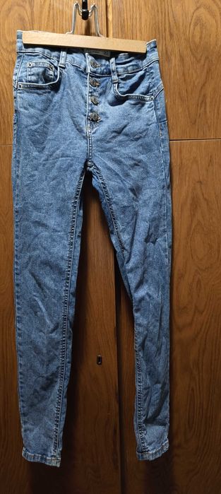 Jeansy Pull&Bear